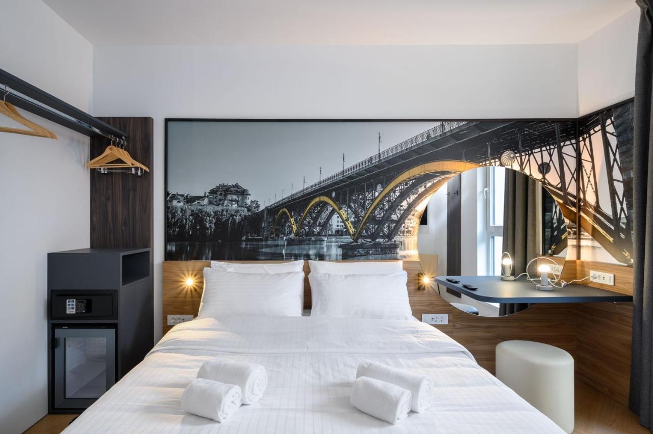 B&B Hotel Maribor Bagian luar foto